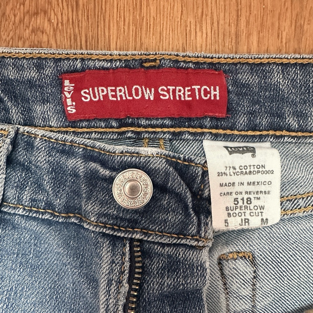 Vintage Y2K Levi's Superlow Stretch Bootcut Jeans Size 5 - Picture 5 of 9